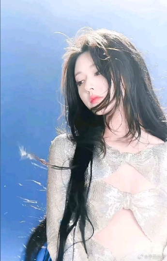 久久精华液品质影片